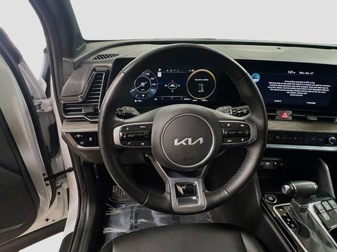 Certified 2025 Kia Sportage X-Pro Prestige AWD/4WD image 11