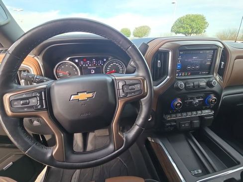 Used 2020 Chevrolet Silverado 1500 High Country w/ Trailer Camera Package image 15