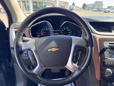 Used 2016 Chevrolet Traverse LT AWD/4WD image 33