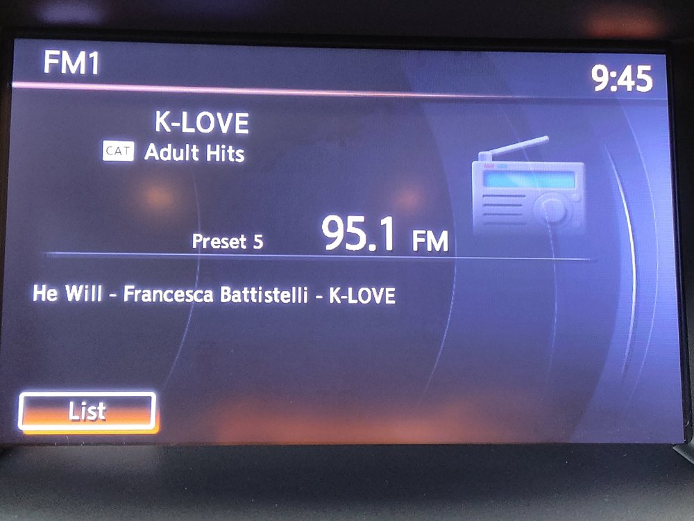 Used 2015 Nissan Pathfinder SL w/ SL Premium Package FWD image 25