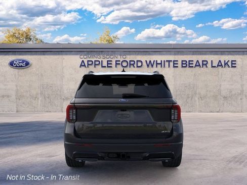 New 2026 Ford Explorer ST-Line w/ ST-Line Street Pack AWD/4WD image 5
