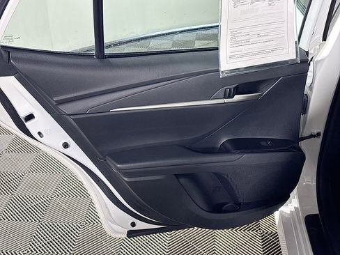 Used 2025 Toyota Camry LE image 18