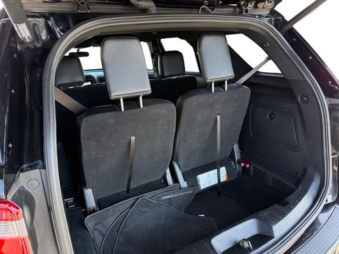 Used 2018 Ford Explorer XLT FWD image 13