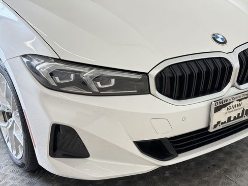 Used 2025 BMW 330i xDrive Sedan w/ Convenience Package AWD/4WD image 11