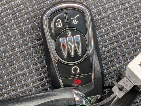 New 2026 Buick Envista Sport Touring w/ Convenience I Package FWD image 33