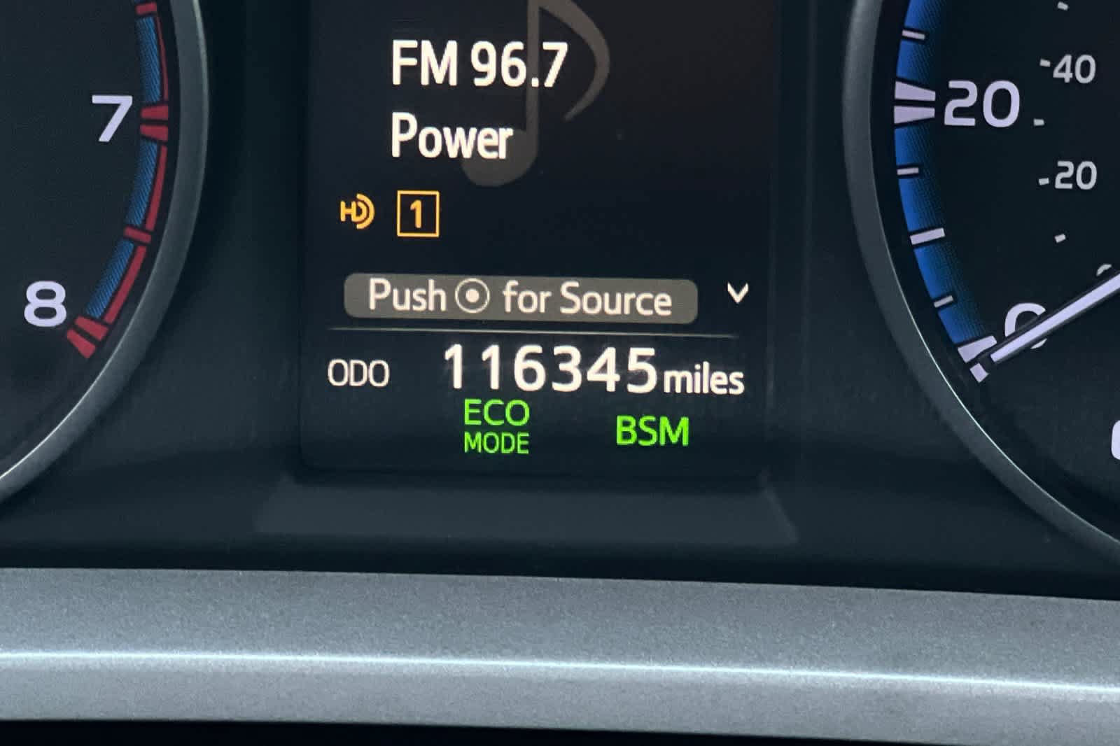 Used 2018 Toyota RAV4 XLE FWD image 27