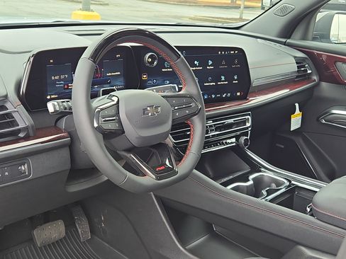 New 2026 Chevrolet Traverse RS w/ LPO, Floor Liner Package image 17