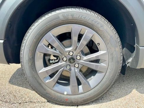 New 2026 Ford Explorer Active w/ Active Comfort Package AWD/4WD image 31