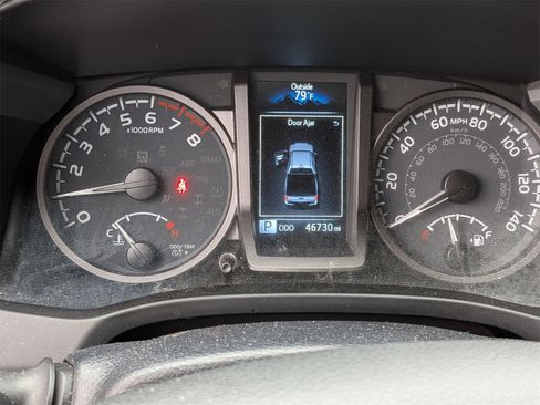 Used 2023 Toyota Tacoma TRD Off-Road image 20