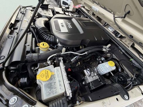 Used 2017 Jeep Wrangler Unlimited Sport image 29