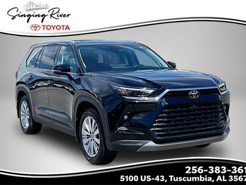 Used 2024 Toyota Grand Highlander AWD image 1