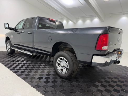 Used 2015 RAM 2500 SLT w/ Luxury Group image 4