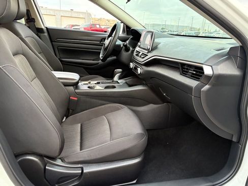 Certified 2025 Nissan Altima 2.5 S image 37