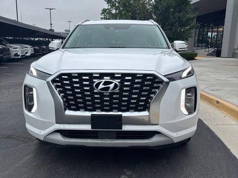Used 2021 Hyundai Palisade Limited AWD/4WD image 2