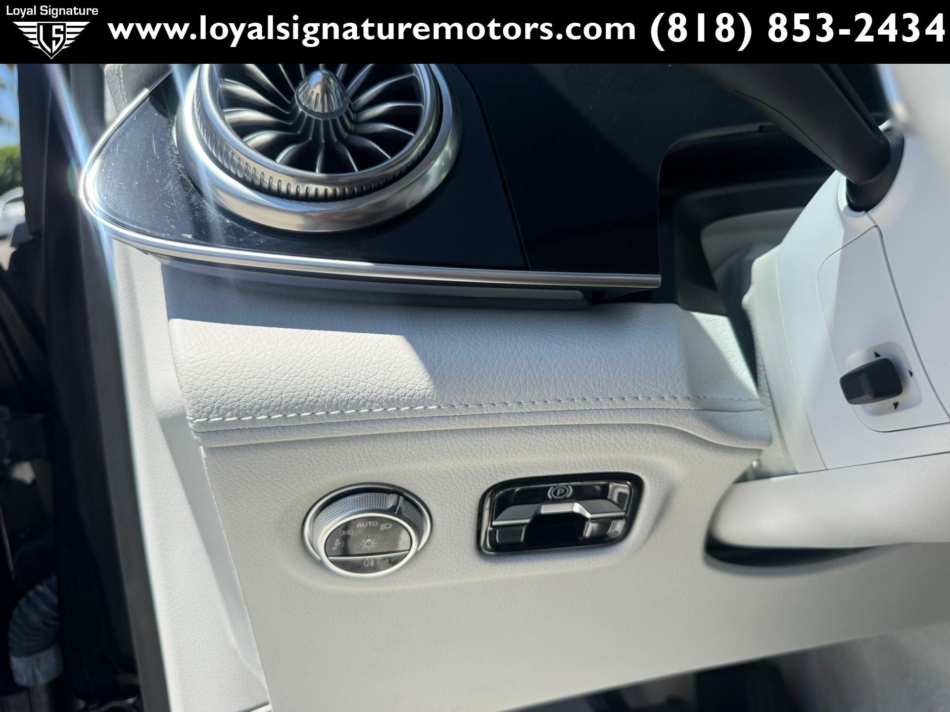 Used 2023 Mercedes-Benz EQS 580 4MATIC SUV image 28
