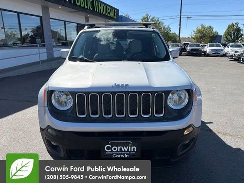 Used 2015 Jeep Renegade Latitude AWD/4WD image 2