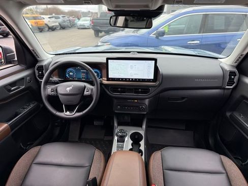 Certified 2025 Ford Bronco Sport Outer Banks w/ Outer Banks Tech Package+ image 3