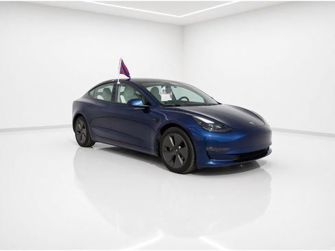 Used 2023 Tesla Model 3 Long Range AWD/4WD image 9