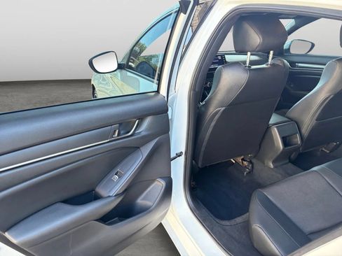 Used 2020 Honda Accord Sport image 14