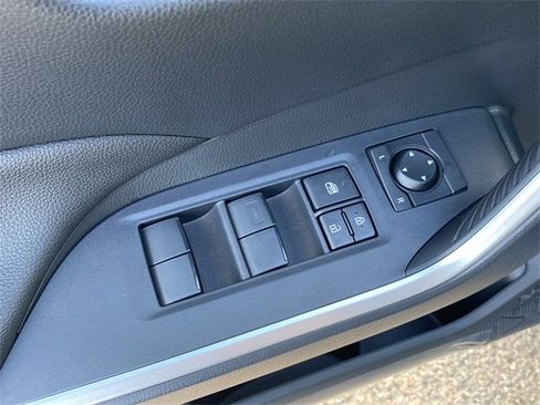 New 2025 Toyota RAV4 LE image 15