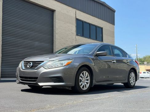 Used 2016 Nissan Altima 2.5 S w/ Power Driver Seat Package FWD image 42