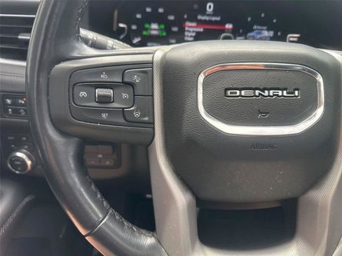 Used 2023 GMC Yukon XL Denali w/ Denali Reserve Package AWD/4WD image 25
