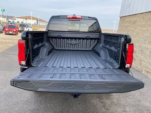 New 2026 GMC Canyon Elevation image 10