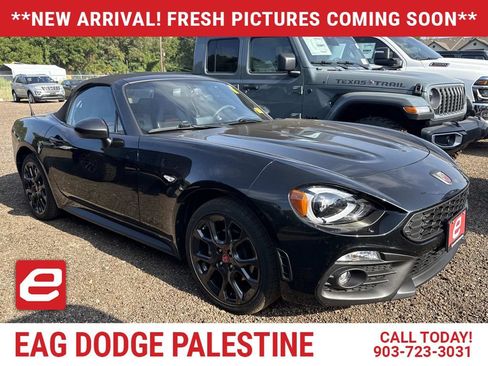 Used 2019 FIAT 124 Spider Abarth w/ Convenience Group RWD image 1