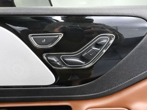 Used 2023 Lincoln Aviator Reserve w/ Equipment Group 201A image 61