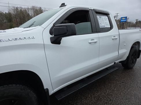 Used 2022 Chevrolet Silverado 1500 LT image 33