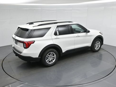 New 2026 Ford Explorer Active RWD image 38