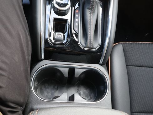 New 2026 GMC Canyon AT4 image 15