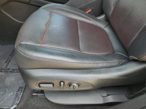 Used 2020 Chevrolet Blazer RS FWD image 25