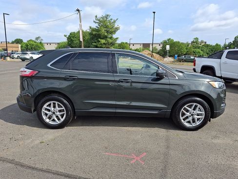 Used 2024 Ford Edge SEL AWD/4WD image 8