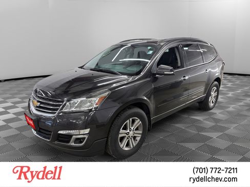Used 2017 Chevrolet Traverse LT AWD/4WD image 1