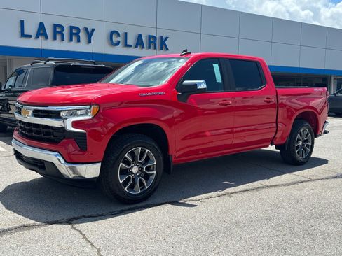 Certified 2024 Chevrolet Silverado 1500 LT AWD/4WD image 1