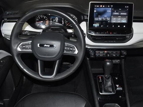 Certified 2023 Jeep Compass Limited image 14