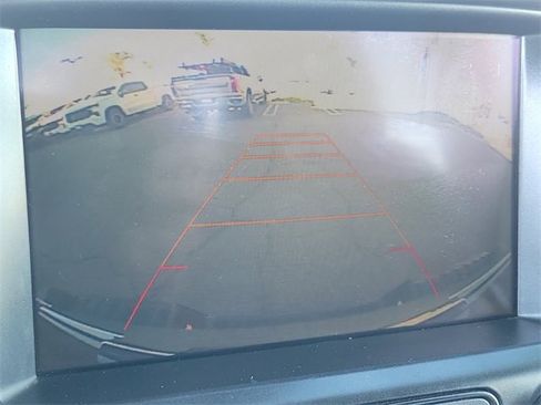 Used 2017 Chevrolet Colorado LT w/ LT Convenience Package image 13