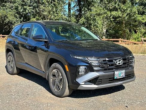Used 2026 Hyundai Tucson Blue SE AWD/4WD image 2