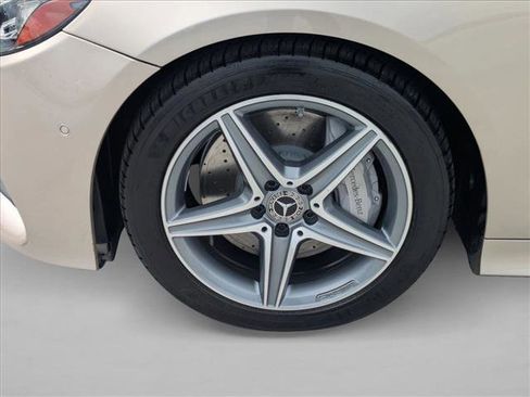 Used 2018 Mercedes-Benz E 400 E 400 image 22