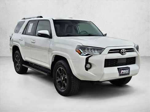 Used 2023 Toyota 4Runner SR5 Premium AWD/4WD image 3