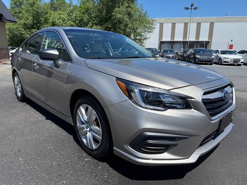 Used 2019 Subaru Legacy 2.5i AWD/4WD image 3