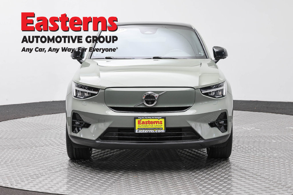 Used 2023 Volvo C40 P8 Recharge Plus w/ Climate Package AWD/4WD image 3