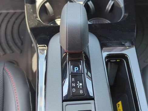 Used 2025 Toyota Prius Plug-In Hybrid FWD image 15