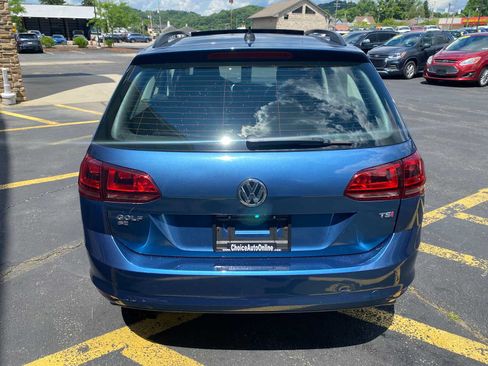 Used 2017 Volkswagen Golf SE FWD image 13