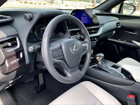 Certified 2023 Lexus UX 250h FWD w/ Accessory Package (Z2) image 16