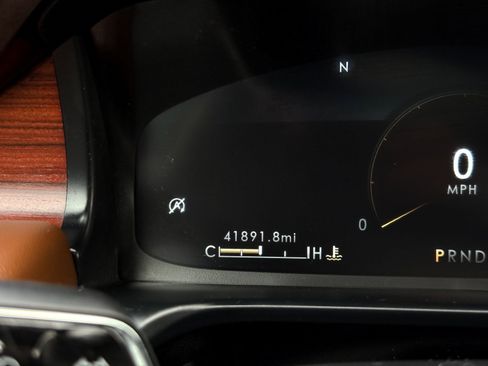 Used 2023 Lincoln Aviator Reserve w/ Equipment Group 201A image 39