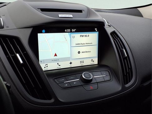 Used 2017 Ford Escape SE w/ Equipment Group 201A image 7