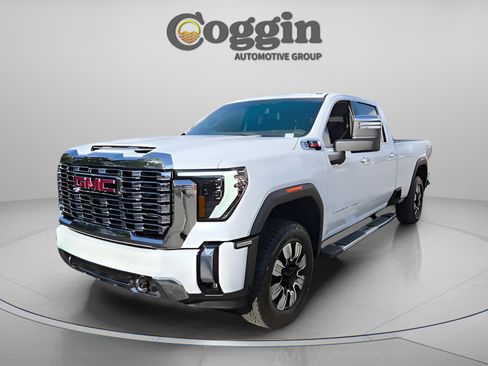 New 2026 GMC Sierra 3500 Denali image 3