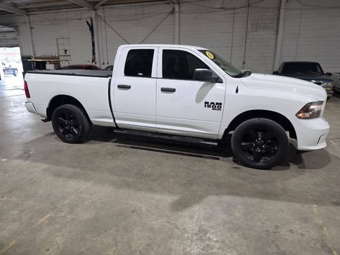 Used 2019 RAM 1500 Express w/ Express Value Package AWD/4WD image 17